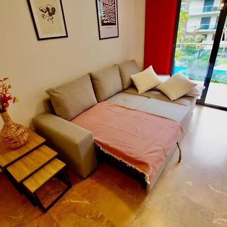 V&v Lloret-apartamento Fenals Exclusivo 6pax Totalmente Renovado Con Piscina, Gimnasio, Parking Y Area Infantil Apartment