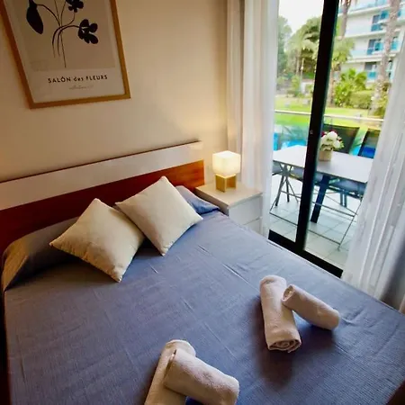 Apartment V&v Lloret-apartamento Fenals Exclusivo 6pax Totalmente Renovado Con Piscina, Gimnasio, Parking Y Area Infantil *