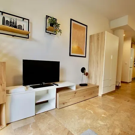 V&v Lloret-apartamento Fenals Exclusivo 6pax Totalmente Renovado Con Piscina, Gimnasio, Parking Y Area Infantil *