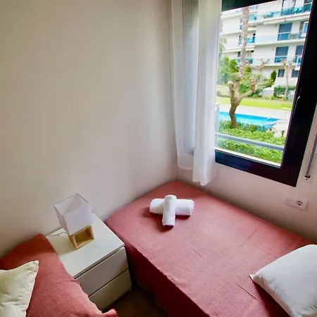V&v Lloret-apartamento Fenals Exclusivo 6pax Totalmente Renovado Con Piscina, Gimnasio, Parking Y Area Infantil