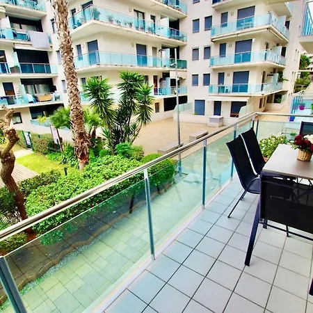 V&v Lloret-apartamento Fenals Exclusivo 6pax Totalmente Renovado Con Piscina, Gimnasio, Parking Y Area Infantil Apartment *