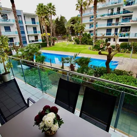 V&v Lloret-apartamento Fenals Exclusivo 6pax Totalmente Renovado Con Piscina, Gimnasio, Parking Y Area Infantil Apartment *