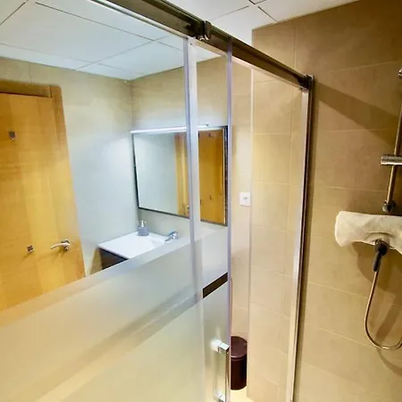 V&v Lloret-apartamento Fenals Exclusivo 6pax Totalmente Renovado Con Piscina, Gimnasio, Parking Y Area Infantil *