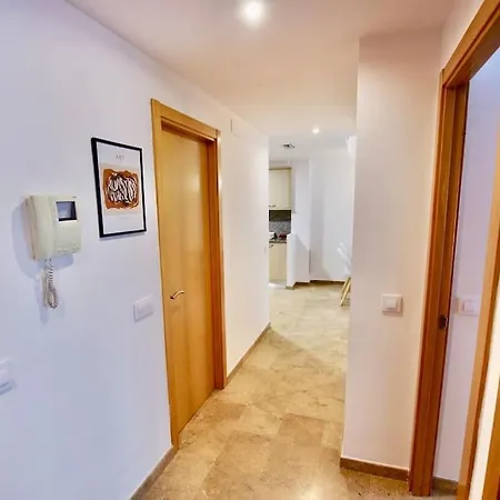 Apartment V&v Lloret-apartamento Fenals Exclusivo 6pax Totalmente Renovado Con Piscina, Gimnasio, Parking Y Area Infantil Lloret de Mar