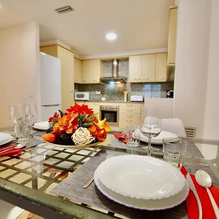 V&v Lloret-apartamento Fenals Exclusivo 6pax Totalmente Renovado Con Piscina, Gimnasio, Parking Y Area Infantil Apartment
