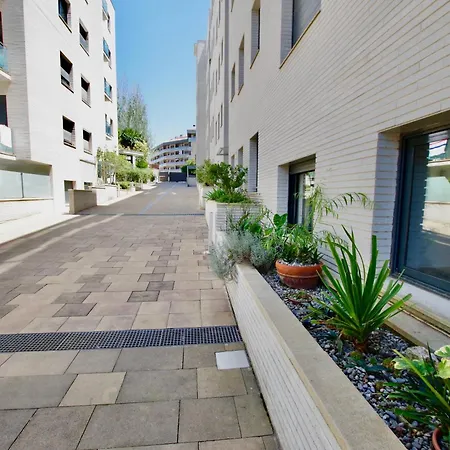 V&v Lloret-apartamento Fenals Exclusivo 6pax Totalmente Renovado Con Piscina, Gimnasio, Parking Y Area Infantil